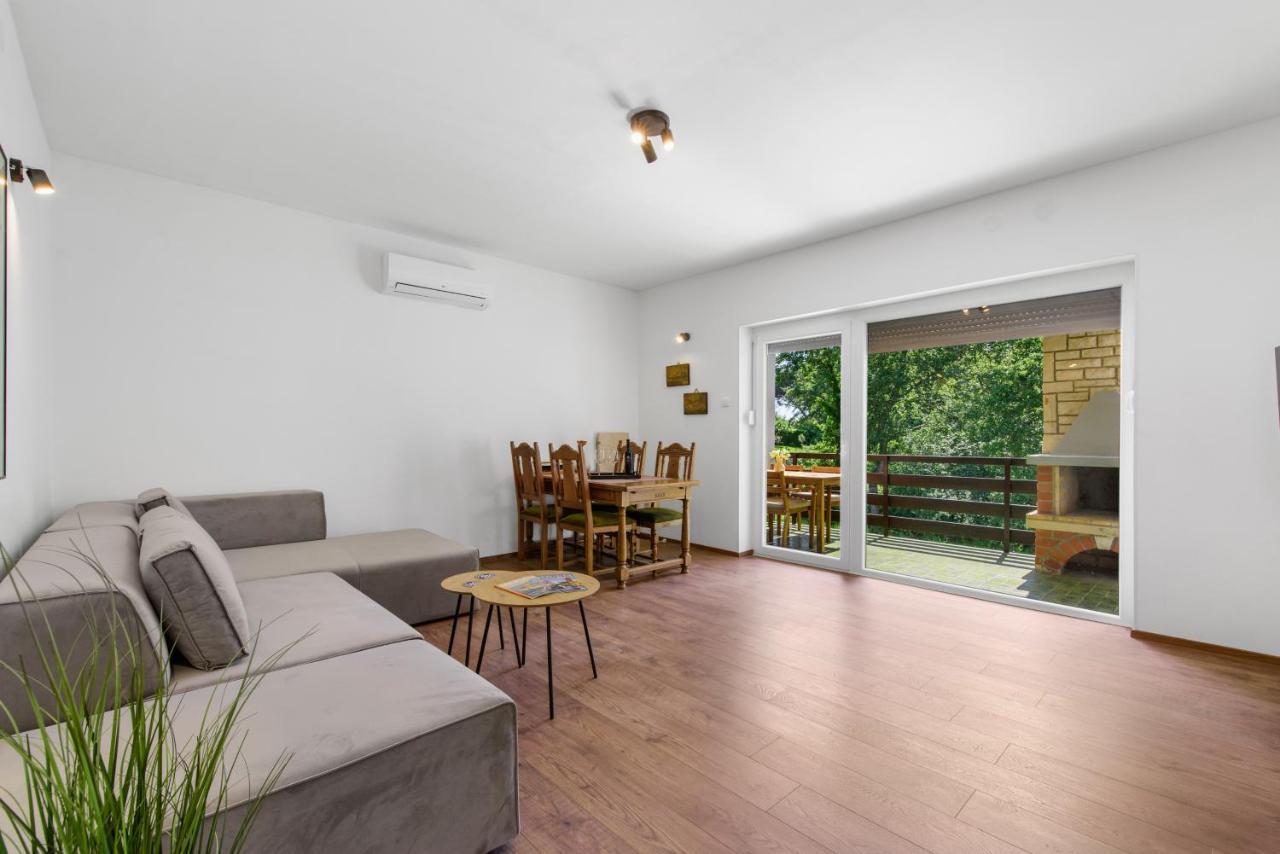 Apartments Villa Verde Novigrad  Екстер'єр фото