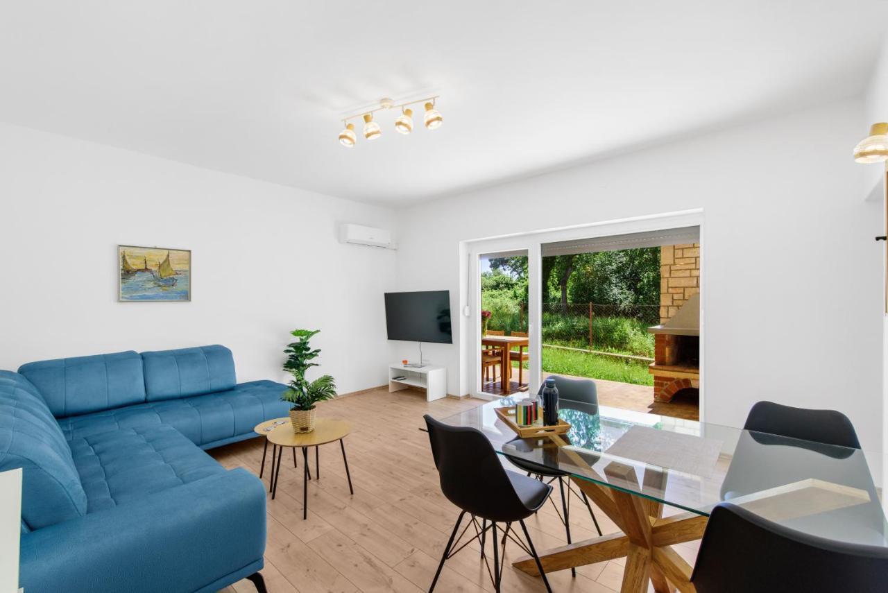 Apartments Villa Verde Novigrad  Екстер'єр фото